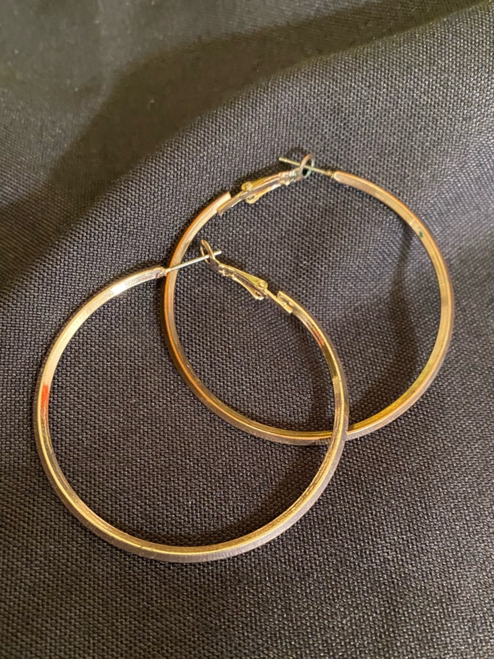 Large Beveled Gold-tone Hoop Earrings. 2”
Possibly Gold Plated.
